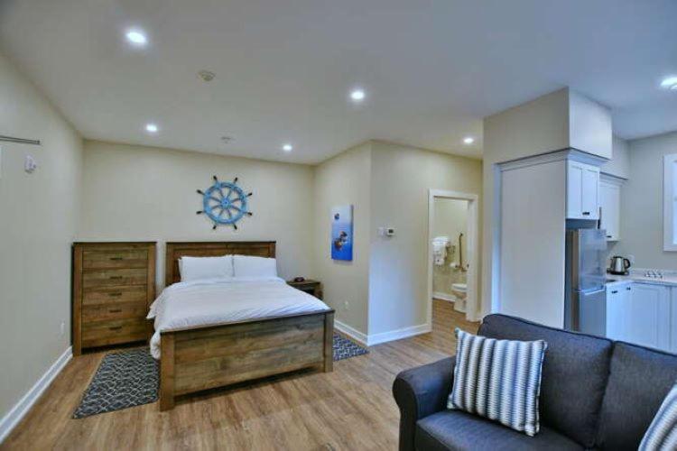 The Landing-Extended Stay Quarters Meaford Экстерьер фото
